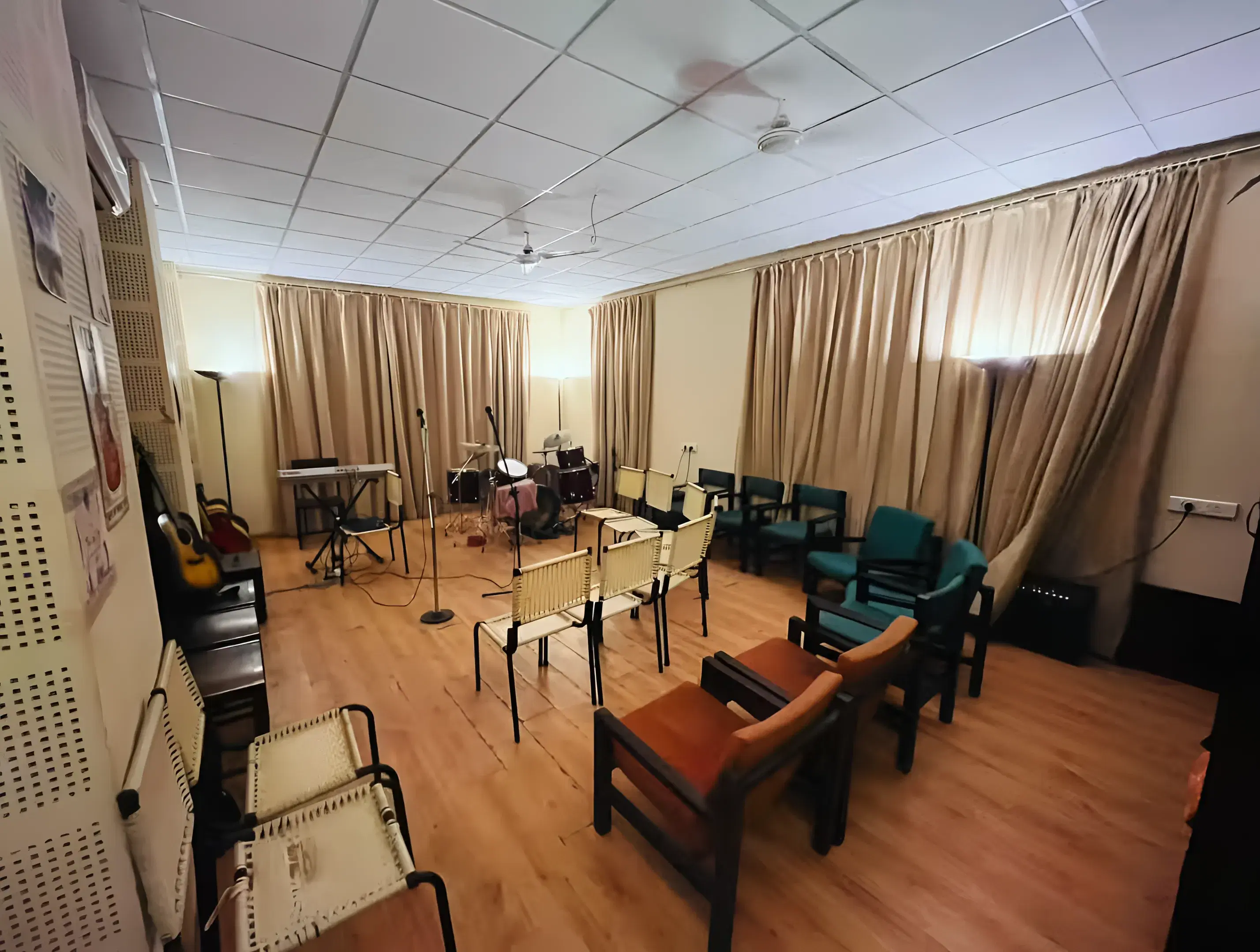 IIM Ahmedabad academic infrastructure photo 30